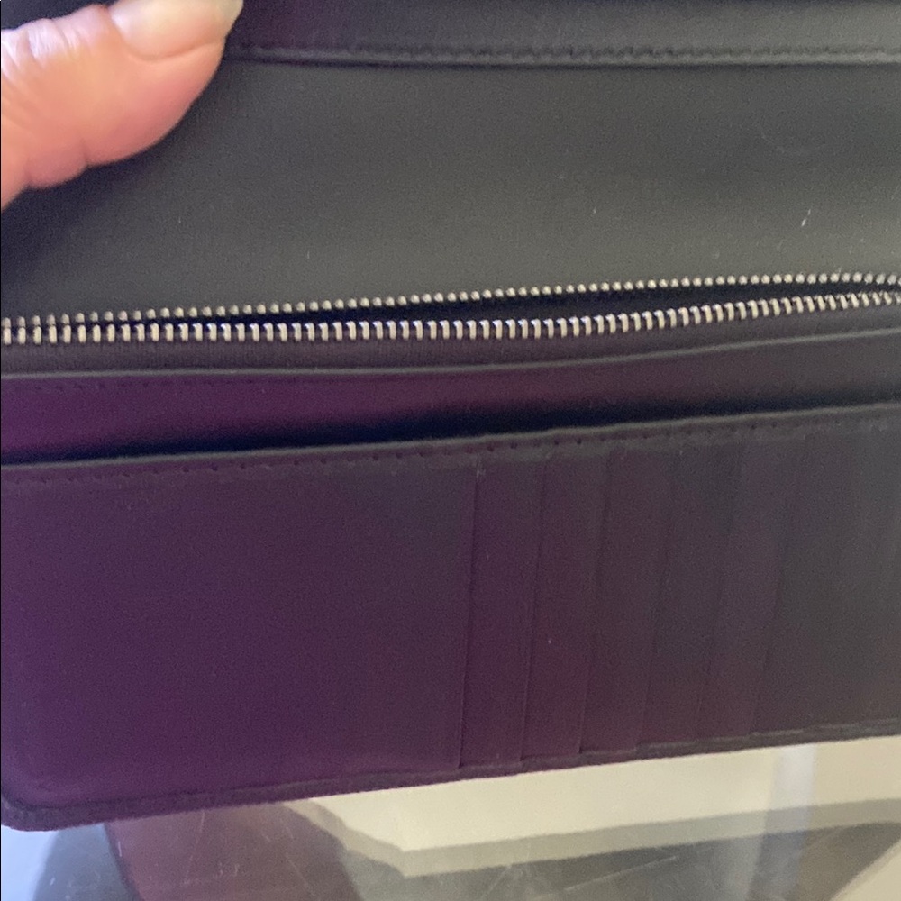 Burberry Black Leather Bi-Fold Zip Wallet - Picture 5 of 8